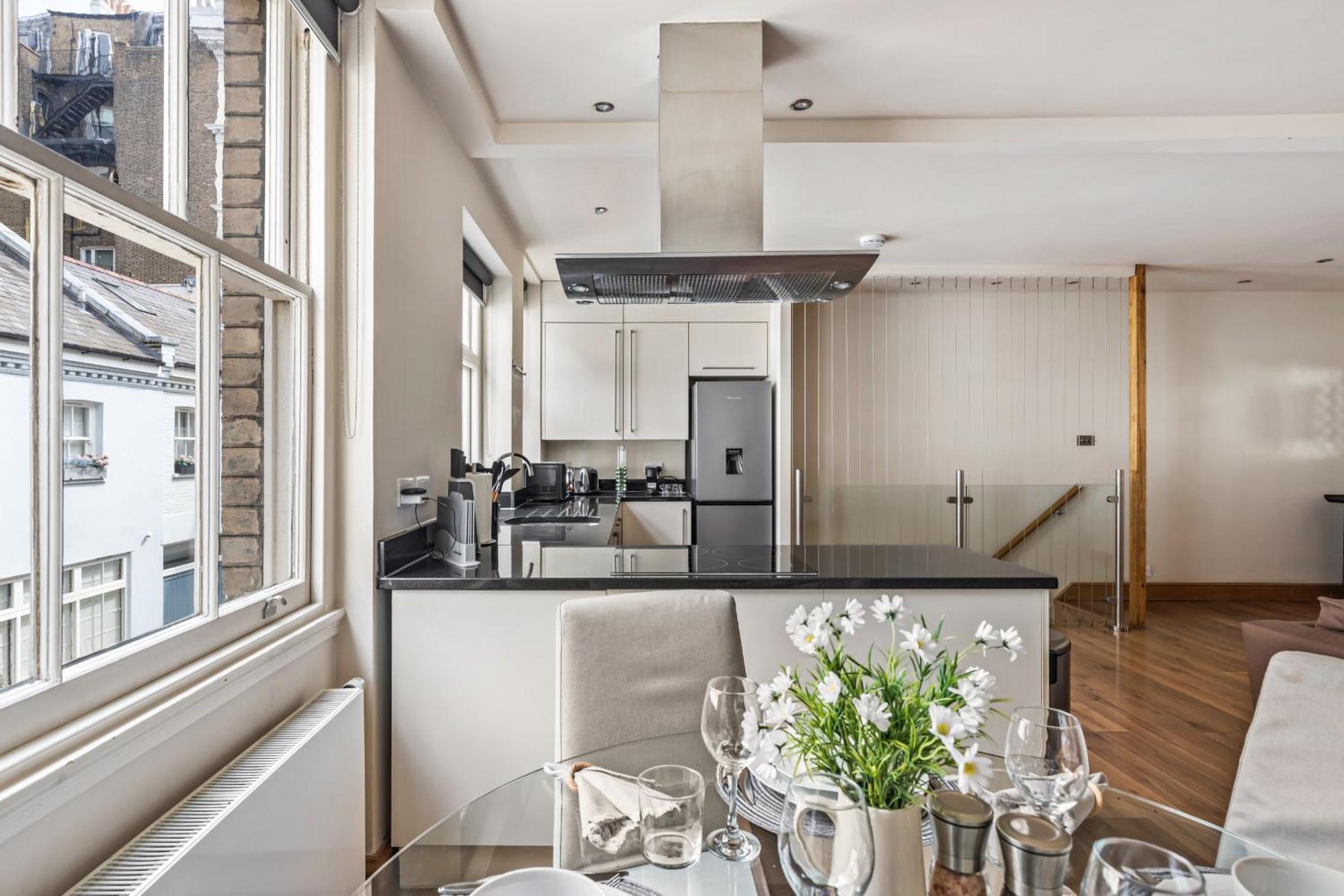 Enchanting Hideaway - La Reserve South Kensington London Eksteriør bilde