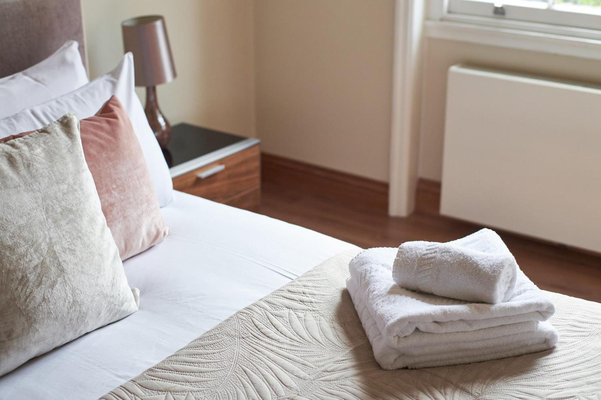 Enchanting Hideaway - La Reserve South Kensington London Eksteriør bilde